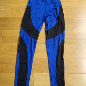 Black and White Mesh Leggings Size Medium